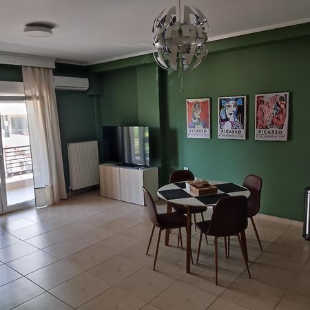Cozy Apt! Friends & Family - Private Paid Parking Thessaloníki Eksteriør billede