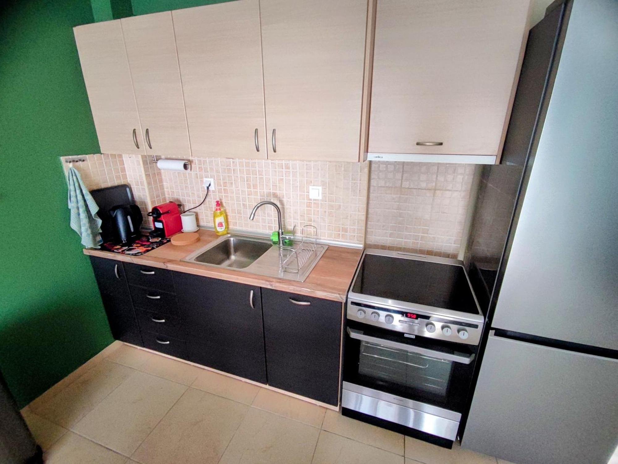 Cozy Apt! Friends & Family - Private Paid Parking Thessaloníki Eksteriør billede