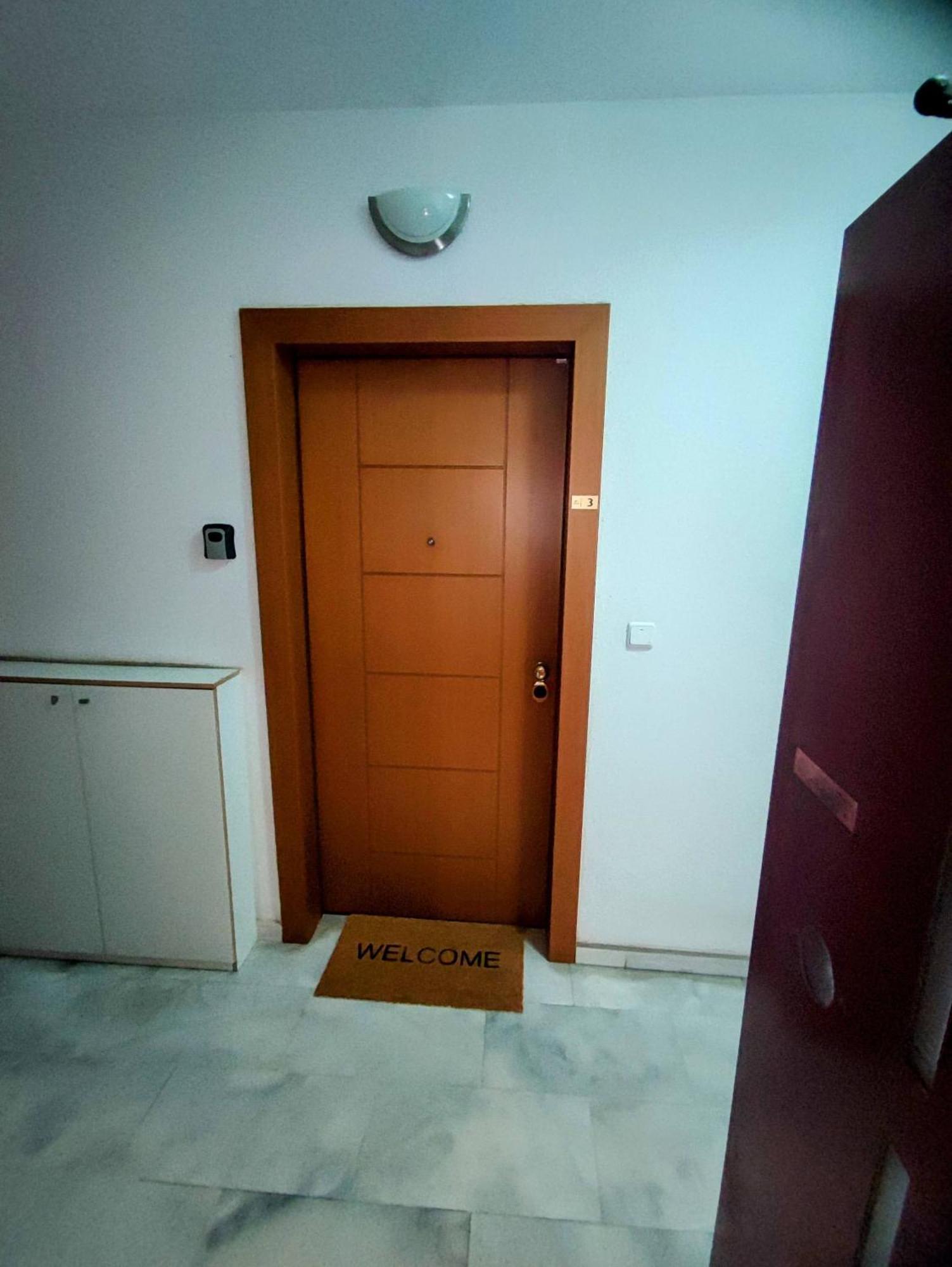 Cozy Apt! Friends & Family - Private Paid Parking Thessaloníki Eksteriør billede